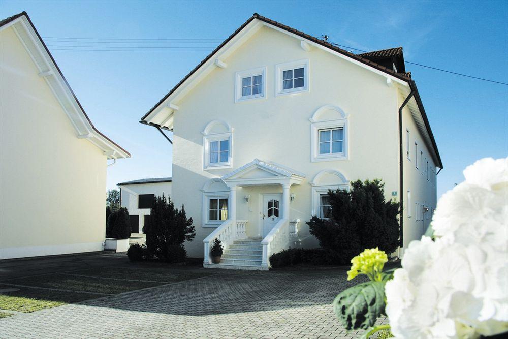 Hotel Daniels Hallbergmoos Esterno foto