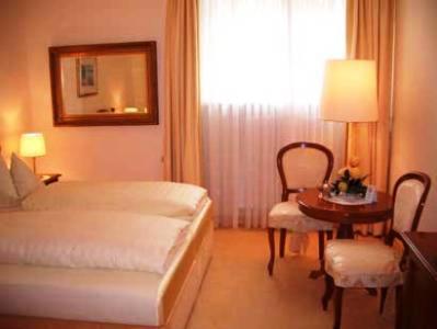 Hotel Daniels Hallbergmoos Esterno foto